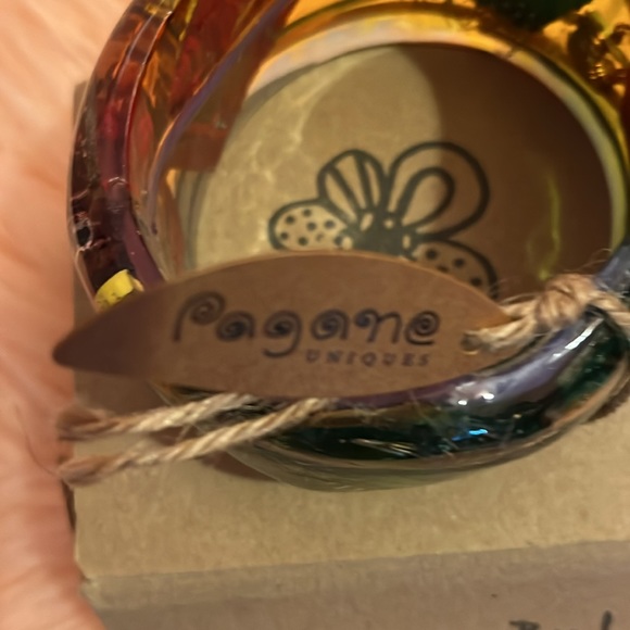 PAGANEuniques Beautiful, Clunky, Resin Bracelet w Computer Parts Encased Inside - Picture 11 of 13